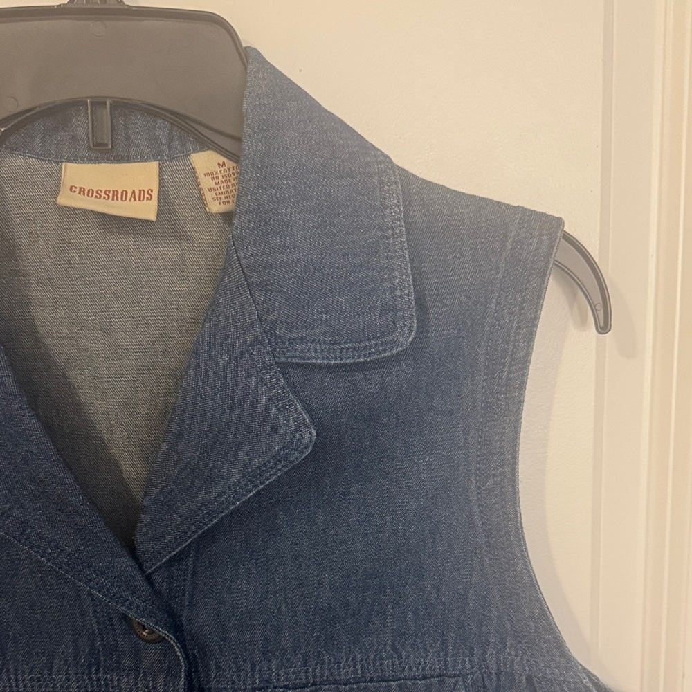 Classic Blue Denim Vest for Women - Picture 4 of 8